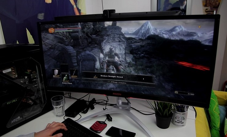 AOC Agon5.jpg